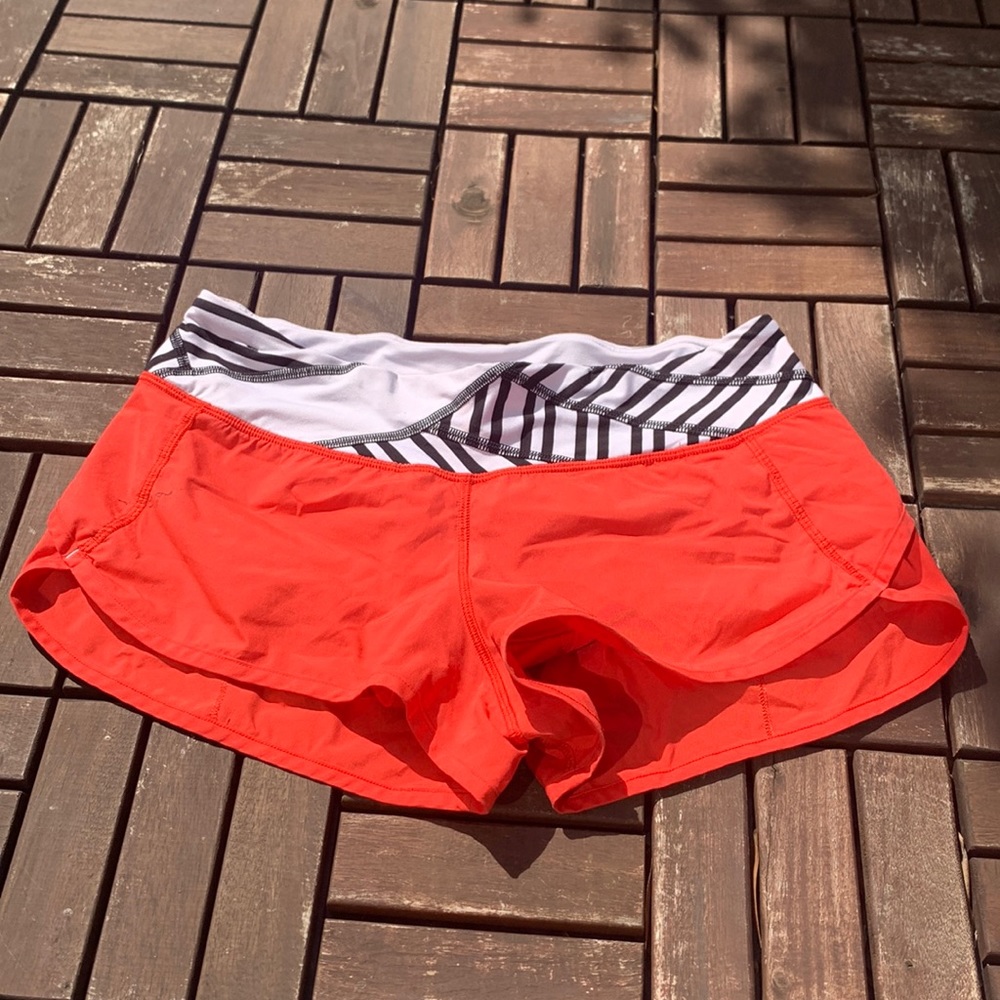 Lululemon red speed shorts size 6